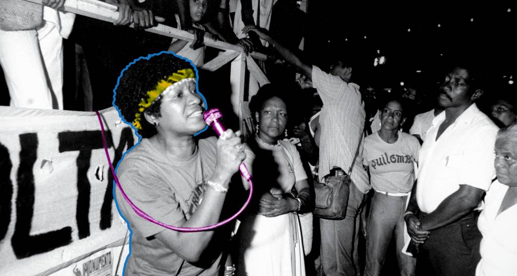Ato público na Cinelândia, Rio de Janeiro, em 1983. Lélia Gonzalez discursa pelo Movimento Negro Unificado (MNU)